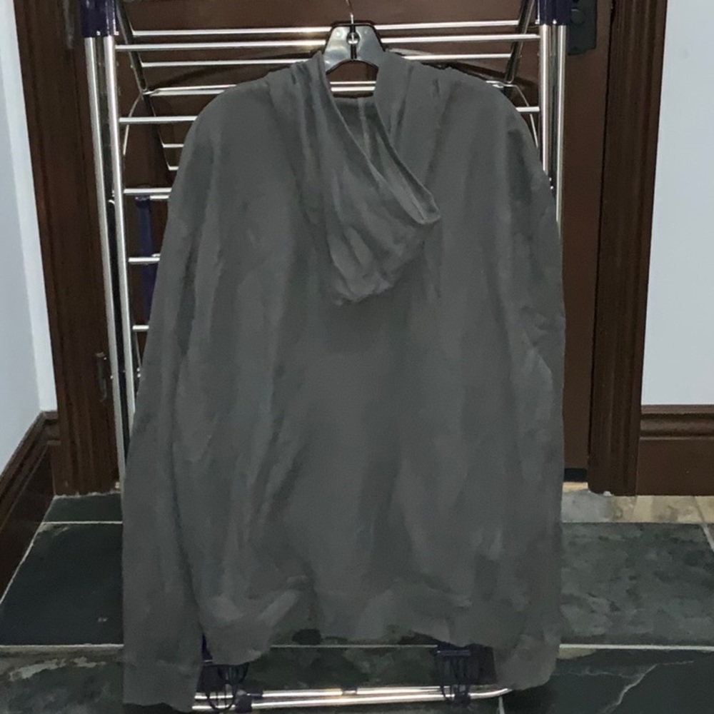 Lightweight jacket - Picture 2 of 2